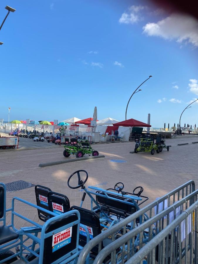 Appartement Rdc Avec 1 Chambre A 5 Metres A Pied De La Digue De La Panne Zewnętrze zdjęcie